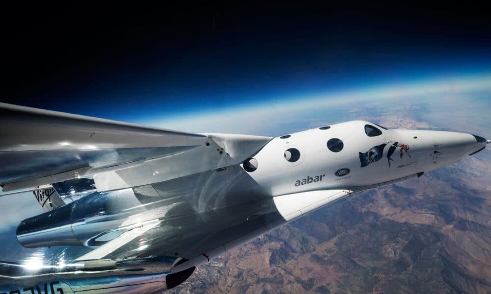 Virgin Galactic GQ 2Jun17 b