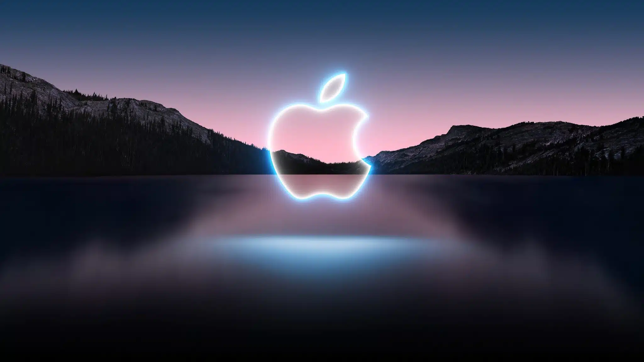 apple event 2021 apple logo glowing reflection lake 3840x2160 6482 scaled.jpg