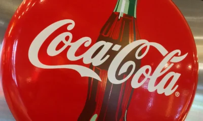 lb coca cola phone OP.png