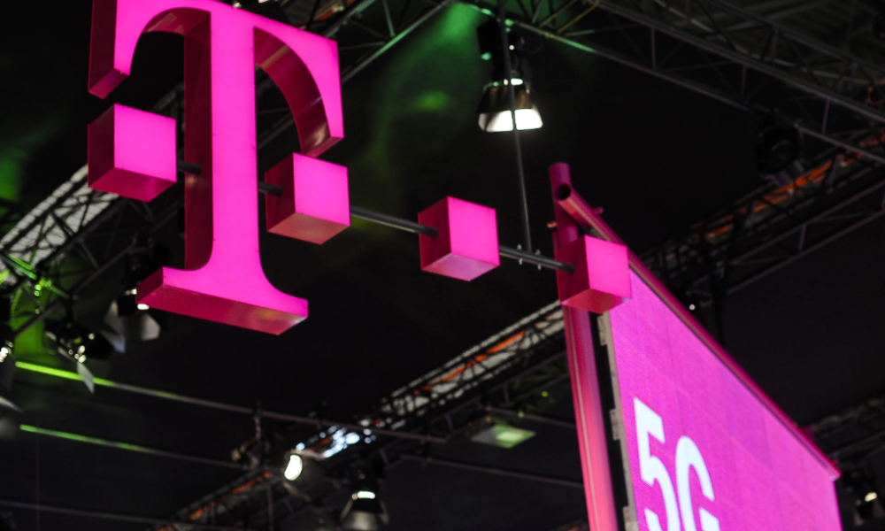 T Mobile تواجه انتقادات ودعاوى قضائية بسبب زيادات الأسعار المثيرة للجدل