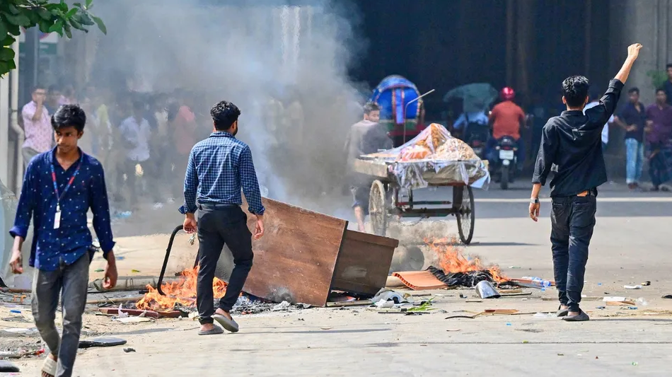 بنغلاديش تواجه انقطاع شبه كامل للإنترنت وسط احتجاجات طلابية واسعة