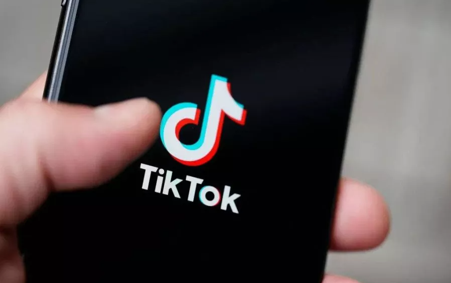 تيك توك تطلق ميزة TikTok Spotlight 1