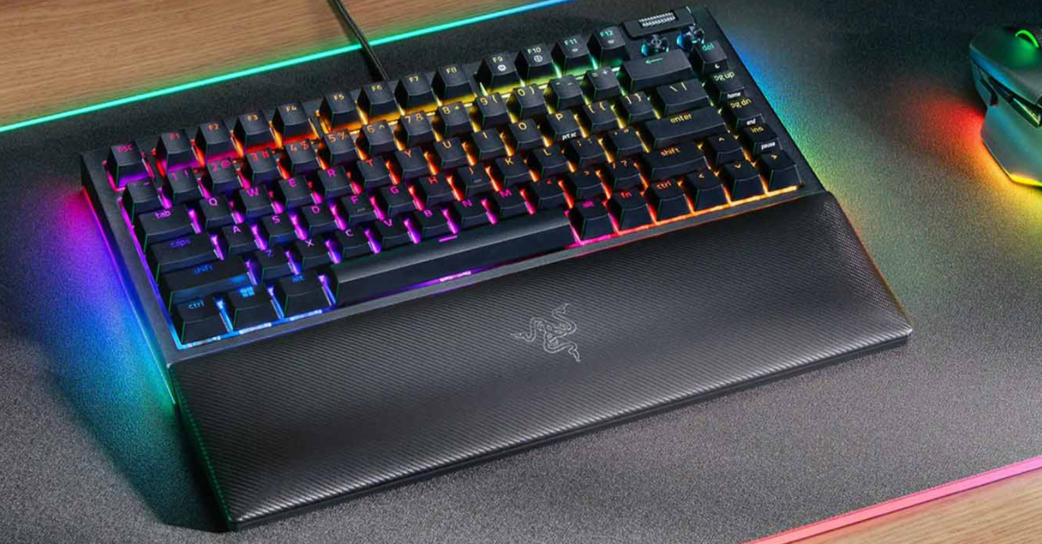 Razer تطلق تحديًا قويًا لـ ROG بلوحة مفاتيح BlackWidow V4 Pro 75