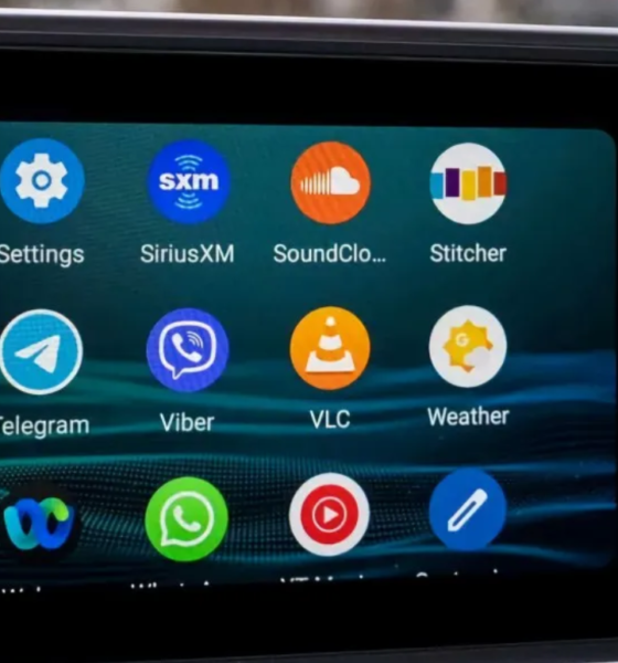 جوجل تطلق تحديث Android Auto 12.8 لتعزيز تجربة القيادة الذكية والآمنة