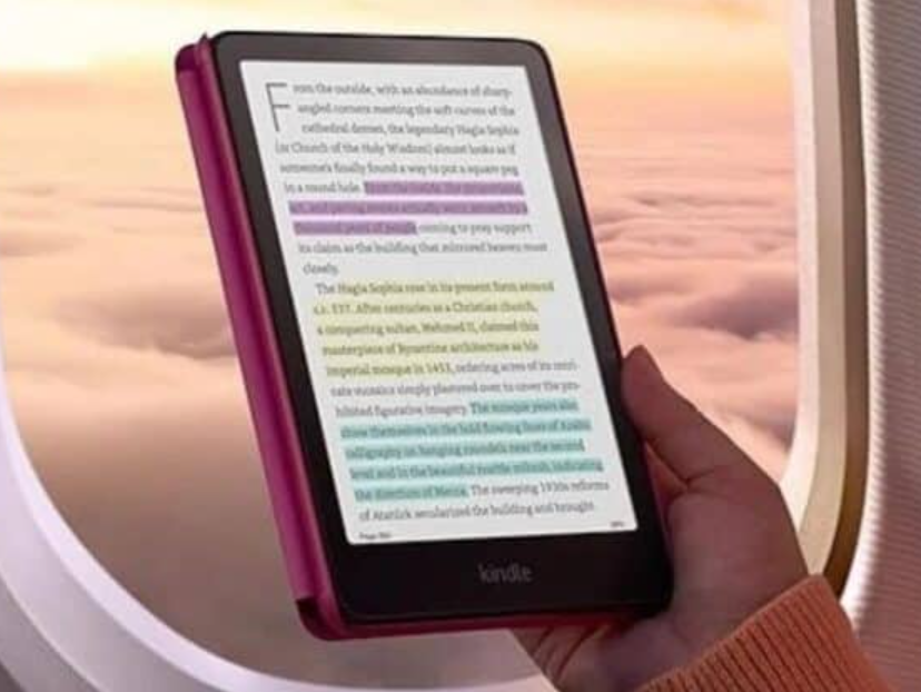 أمازون تُعيد إطلاق جهاز Kindle Colorsoft بعد تحسينات شاملة