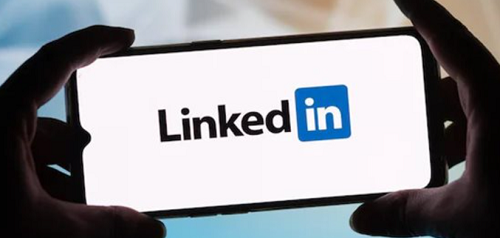 اتهامات جديدة ضد LinkedIn بشأن انتهاك خصوصية المستخدمين لتدريب الذكاء الاصطناعي