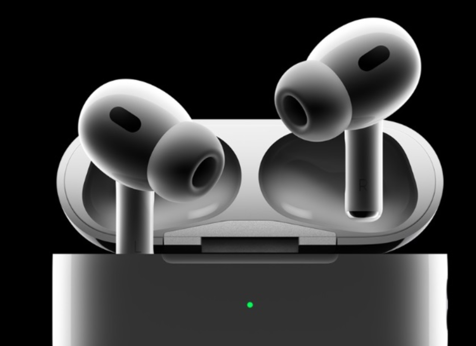 آبل تعزز قدرات AirPods Pro 2