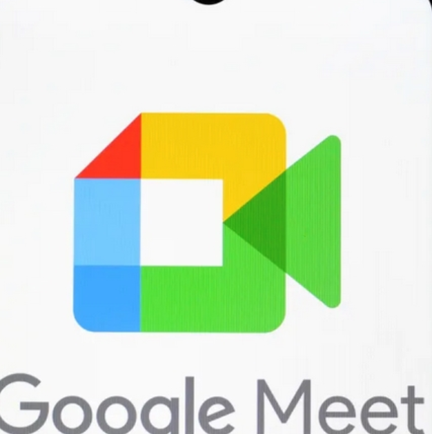 Google Meet تُحدث ثورة في التواصل دبلجة صوتية فورية تعزز الاجتماعات متعددة اللغات