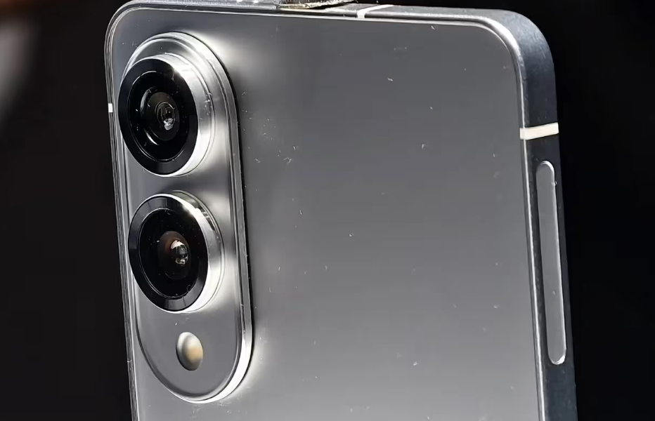 سامسونج تكشف عن Galaxy S25 Edge هاتف فائق النحافة بكاميرا 200 ميجابكسل وذكاء اصطناعي