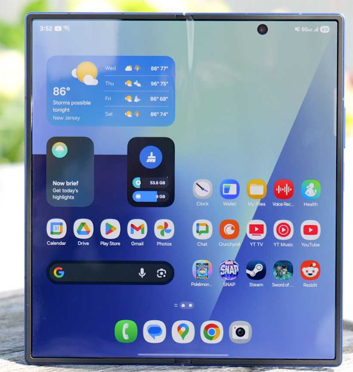 Galaxy Z Fold7 ابتكار متكامل يجمع بين الهاتف الذكي والجهاز اللوحي