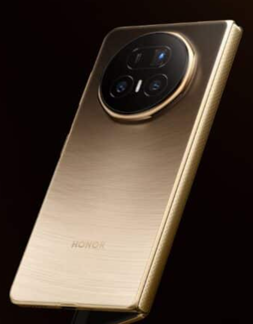 Honor Magic V5 يتفوق على Galaxy Z Fold7 مزايا تقنية تضعه في الصدارة