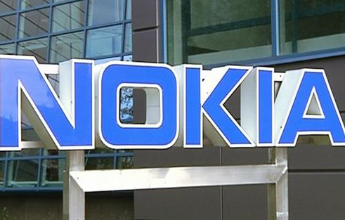 هل تعود نوكيا لسوق الهواتف الشركة تبحث عن شريك جديد بعد انتهاء تعاونها مع HMD