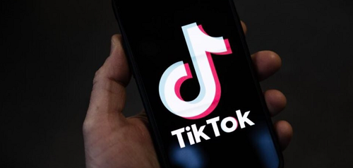 تيك توك تتحول إلى منصة مراسلة ميزات جديدة في المحادثات الخاصة