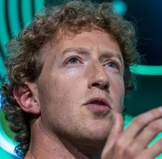 زوكربيرج يطارد الذكاء الفائق مغامرة ميتا الكبرى بين الطموح والمخاطر