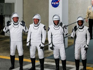 ناسا وغوغل تطوران مساعدًا طبيًا ذكيًا لضمان صحة رواد الفضاء في رحلات المريخ