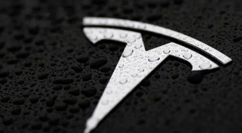 حصة تسلا السوقية في أميركا تهبط إلى أدنى مستوى منذ 2017