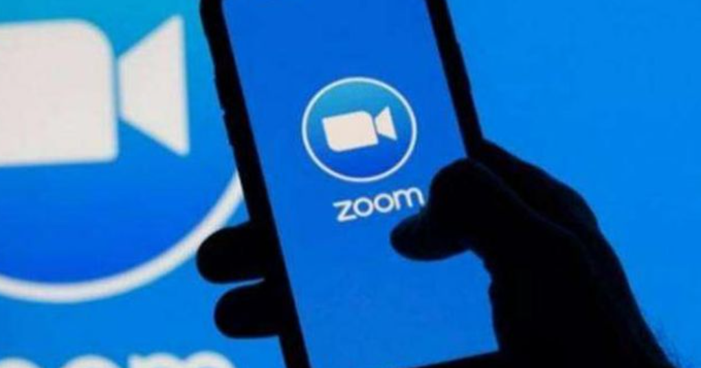 زووم تعزز أدواتها بالذكاء الاصطناعي تطبيق جديد لتدوين الملاحظات واقتراح الاجتماعات التي يمكن تخطيها