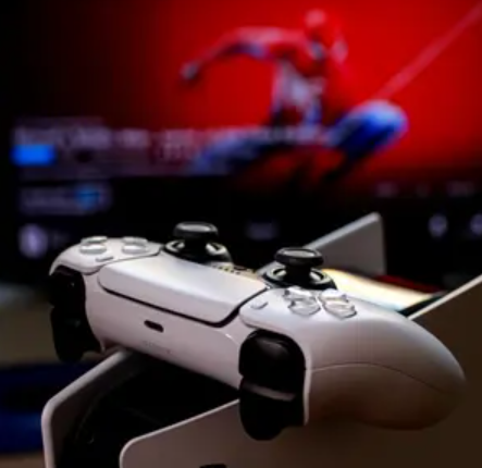 سوني تطلق تطبيق بلاي ستيشن فاميلي للرقابة الأبوية