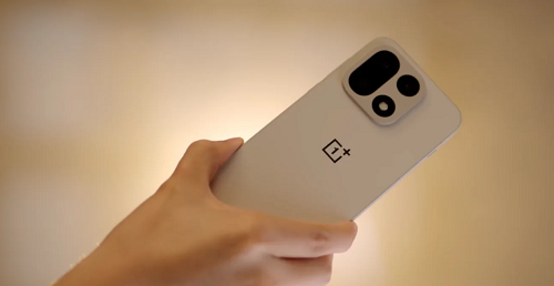 ون بلس تُحدد موعد إطلاق هاتف OnePlus 15 رسميًا في الصين قبل طرحه عالميًا 2 ون بلس تُحدد موعد إطلاق هاتف OnePlus 15 رسميًا في الصين قبل طرحه عالميًا