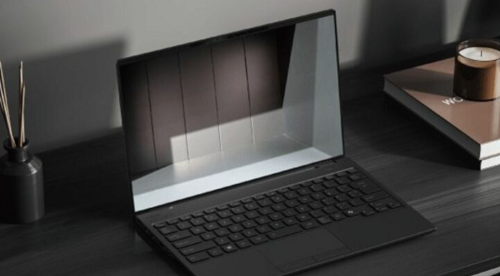 فوجيتسو تُعيد تعريف خفة الحواسيب المحمولة بإطلاق FMV UX-K3 أنحف وأخف لابتوب في العالم