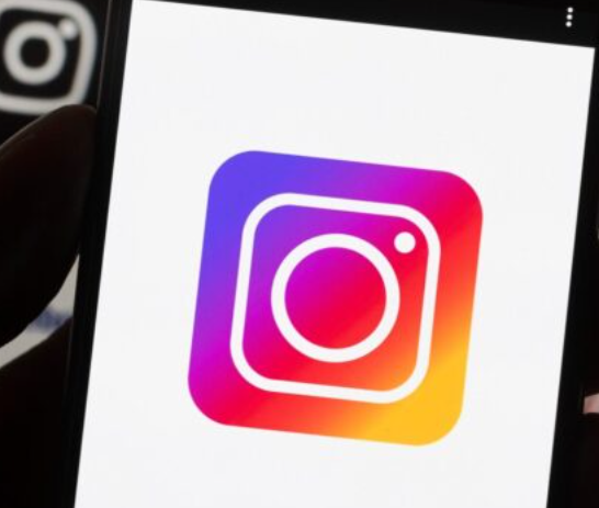 غوغل تطوّر محرر الفيديو في تطبيق الصور تحديثات مستوحاة من إنستغرام