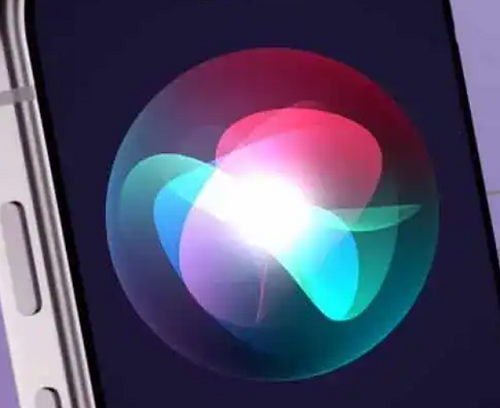 مخاوف داخلية في أبل بشأن أداء سيري الجديد قبل إطلاق تحديث iOS 26.4