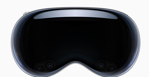 نظارة أبل Vision Pro ابتكار مذهل يواجه اختبار البقاء في حياة المستخدمين