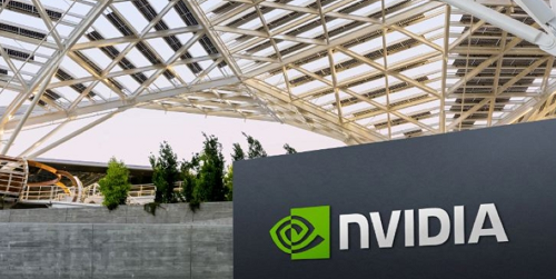 إدارة ترامب توافق على تصدير رقاقات إنفيديا H200 إلى الصين ضمن قيود ورسوم صارمة