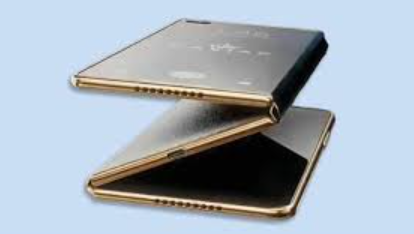سامسونج تعيد تعريف الأجهزة القابلة للطي بإطلاق Galaxy Z TriFold ثلاثي الطي