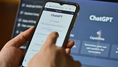 صيحة "كيف كنت أُعاملك" تشعل مواقع التواصل وتكشف علاقة المستخدمين بـ ChatGPT
