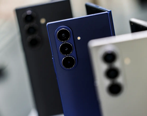 سامسونغ تستعد لإنهاء حقبة 128 جيجابايت تسريبات تكشف قفزة تخزين Galaxy S26 الأساسي