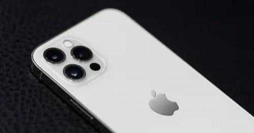 آبل تقترب من الكشف عن آيفون اقتصادي جديد قبل نهاية فبراير