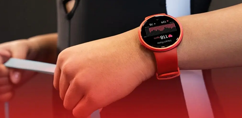 ريبوك تطرح ساعة Rush الذكية بمزايا لياقة أساسية وسعر تنافسي