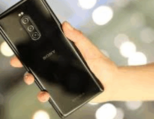 تحديث iOS 26.2.1 يثير موجة انتقادات بين مستخدمي آيفون 8