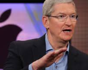 تيم كوك يضع حدًا للتكهنات مستمر في قيادة آبل رغم التحديات