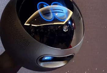 لينوفو تكشف عن AI Workmate رؤية جديدة للحاسوب المكتبي الذكي في MWC2026