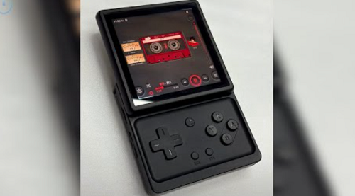 Anbernic تكشف عن جهاز RG Rotate بتصميم مبتكر لعشاق الألعاب الكلاسيكية