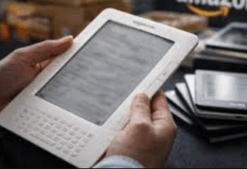 أمازون تُنهي عصر كيندل القديم إيقاف الدعم رسميًا في مايو 2026