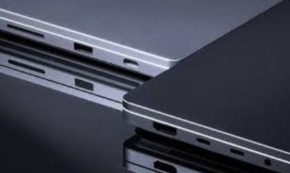 مايكروسوفت تلمّح لابتكار جديد في Surface Laptop Ultra بمنفذ USB-C غير مسبوق