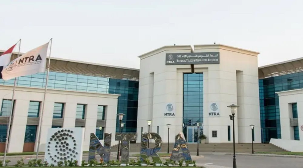 خطوط محمول مسجلة باسمك دون علمك. ماذا تفعل قانونيًا؟