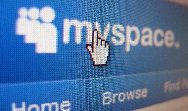 عودة Myspace.. هل تنجح المنصة القديمة في مواجهة إرهاق وسائل التواصل الاجتماعي؟