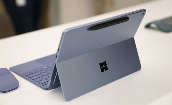 Surface Laptop وSurface Pro يحصلان على معالج جديد وذاكرة أكبر 10 Surface Laptop وSurface Pro يحصلان على معالج جديد وذاكرة أكبر