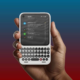 هاتف Clicks Communicator. شبيه بلاك بيري يصل إلى المستخدمين في ديسمبر 1