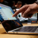 إزالة Apple Intelligence من ماك. أداة توفر 12 غيغابايت من التخزين