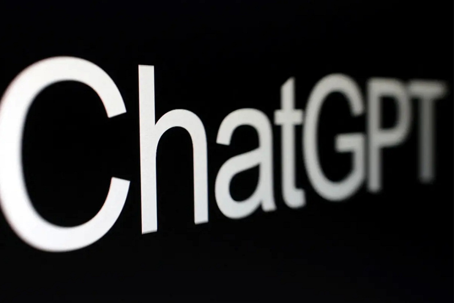 المجاملة المفرطة في ChatGPT. OpenAI تعيد ضبط روبوتها لتعزيز السلامة النفسية 1