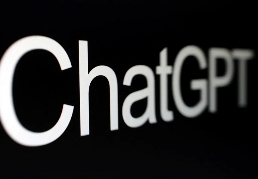 المجاملة المفرطة في ChatGPT. OpenAI تعيد ضبط روبوتها لتعزيز السلامة النفسية 1
