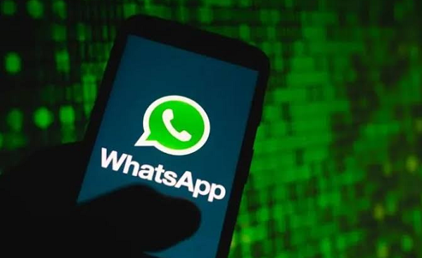 تطبيق واتساب المزيف يحصد نصف مليون تنزيل على غوغل بلاي بعد كروم 20 تطبيق واتساب المزيف يحصد نصف مليون تنزيل على غوغل بلاي بعد كروم