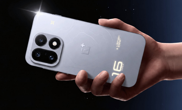 مواصفات شاشة OnePlus 16 تكشف عن معدل تحديث يصل إلى 185 هرتز 18 مواصفات شاشة OnePlus 16 تكشف عن معدل تحديث يصل إلى 185 هرتز